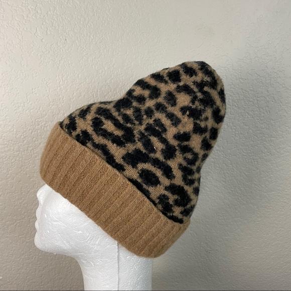 J Crew Tiger Beanie Hat Womans - Picture 4 of 7
